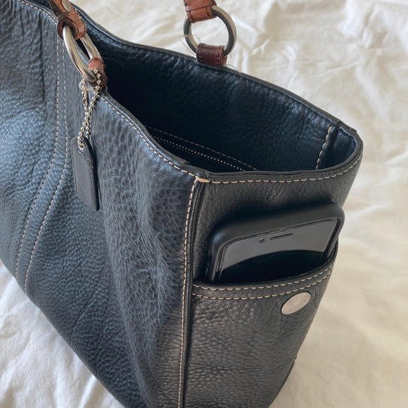 Coach Shoulder Bag - Picture 4 of 5